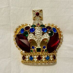 Regal Jewel-Encrusted Crown Brooch